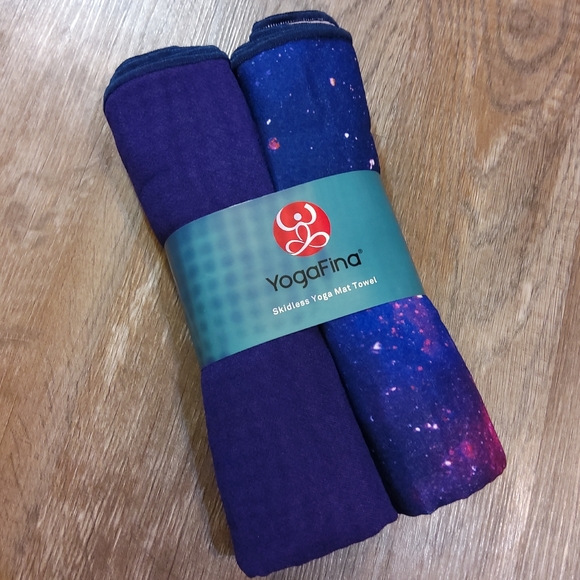 YOGAFINA 2-pack Skidless Yoga Mat Towels NWT - Picture 2 of 7